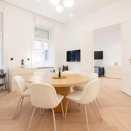 Apartamento Prestige Elegant 3-bdr *