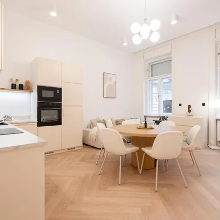 Prestige Elegant 3-bdr *