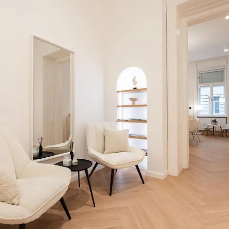 Prestige Elegant 3-bdr * Budapesta