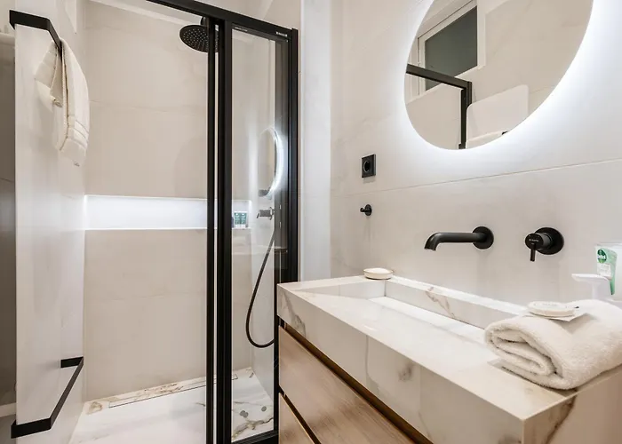 Prestige Elegant 3-bdr Διαμέρισμα *
